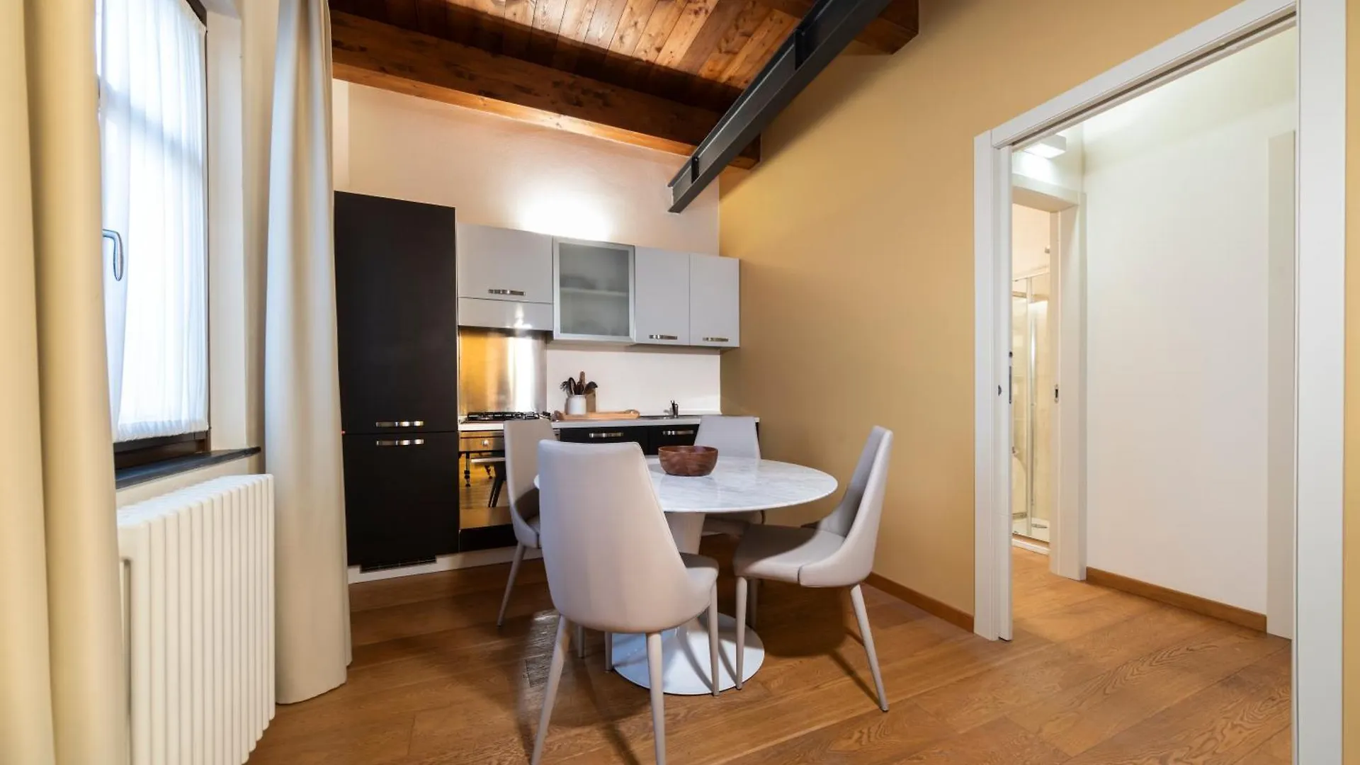 Suite Deluxe In Palazzo Storico - Centro Sassari - Appartamento Alghero 0*,  Italy